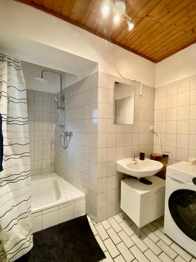 Cil Apt - Gemuetliche Wohnung Am Philosophenweg Mit Smart Tv In Zentraler & Ruhiger Lage Kassel Bagian luar foto